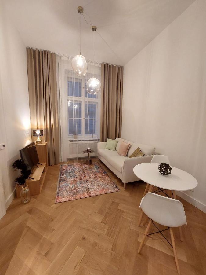 Luxury Apartment In The Centre Prag Exterior foto